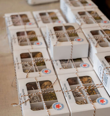 Assorted Date Bite Box (6-Flavour Variety)